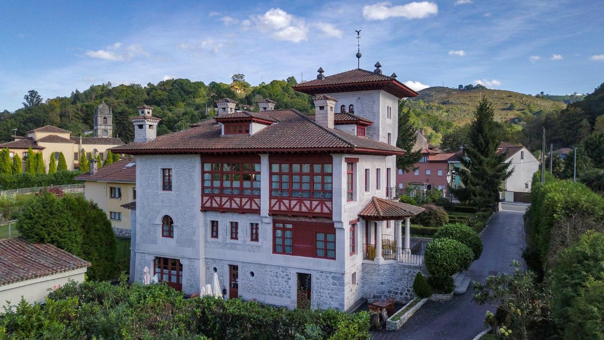 Hotel Palacete Real Villamayor  Exterior photo